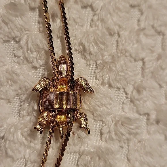 Avon Gold Turtle Lariat Necklace - Picture 4 of 5